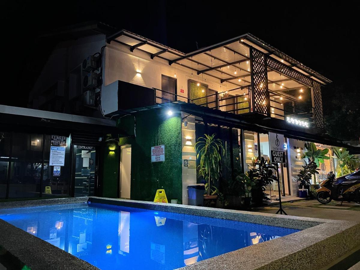 The Sky Inn Kuantan Exterior foto